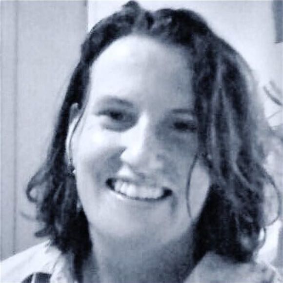 Meet your Posher, Jennifer - Picture 1 of 1